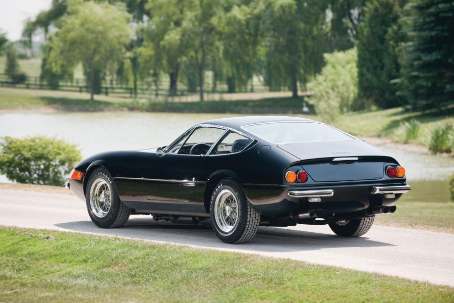  Ferrari 365 GTB/4 Daytona 1973 года  (фото 14 из 26)